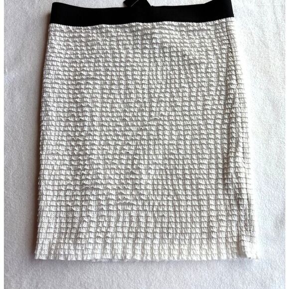NWT BCBG Max Azria Ruffle Chauncy Skirt Lined Stretch Waist White Small Body Con - Picture 6 of 10